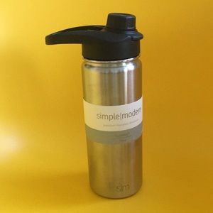 18 oz. stainless steel water bottle 💦